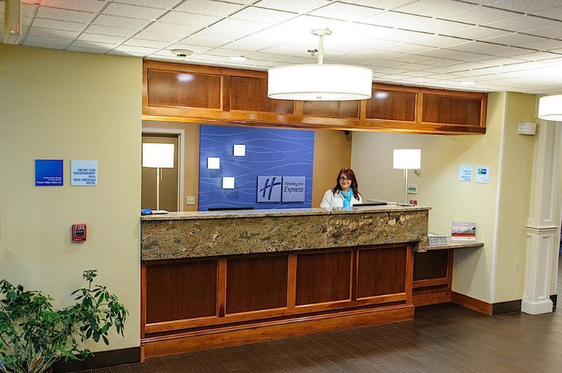 Holiday Inn Express - Ludlow - Chicopee Area By Ihg Luaran gambar